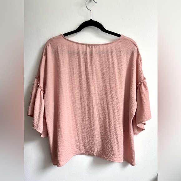 Black Tape Blush Ruffle Sleeve Blouse - Picture 6 of 8